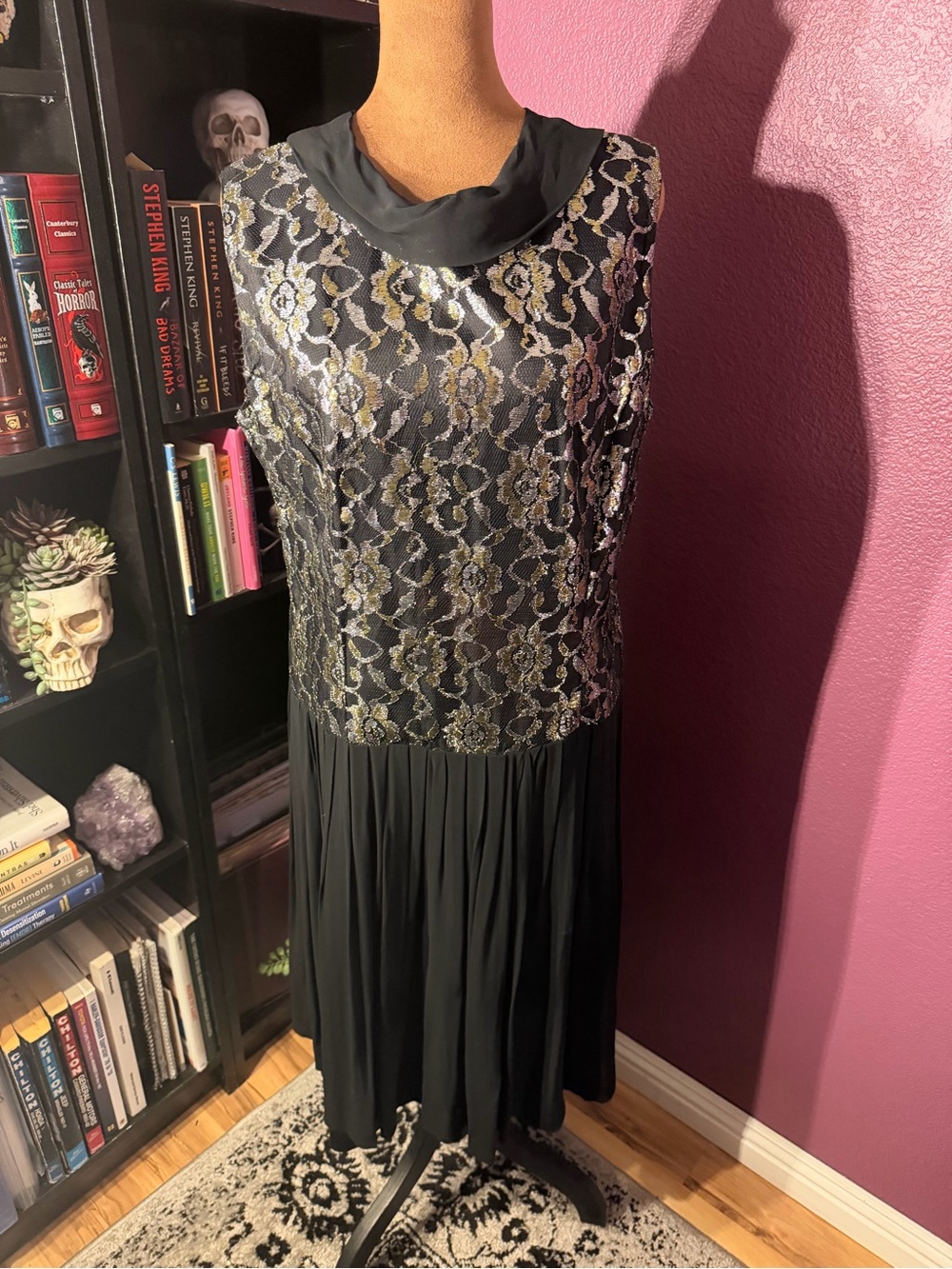 Vintage Mode O’Day Black and Metallic Floral Sleeveless Dress Drop Waist Dress